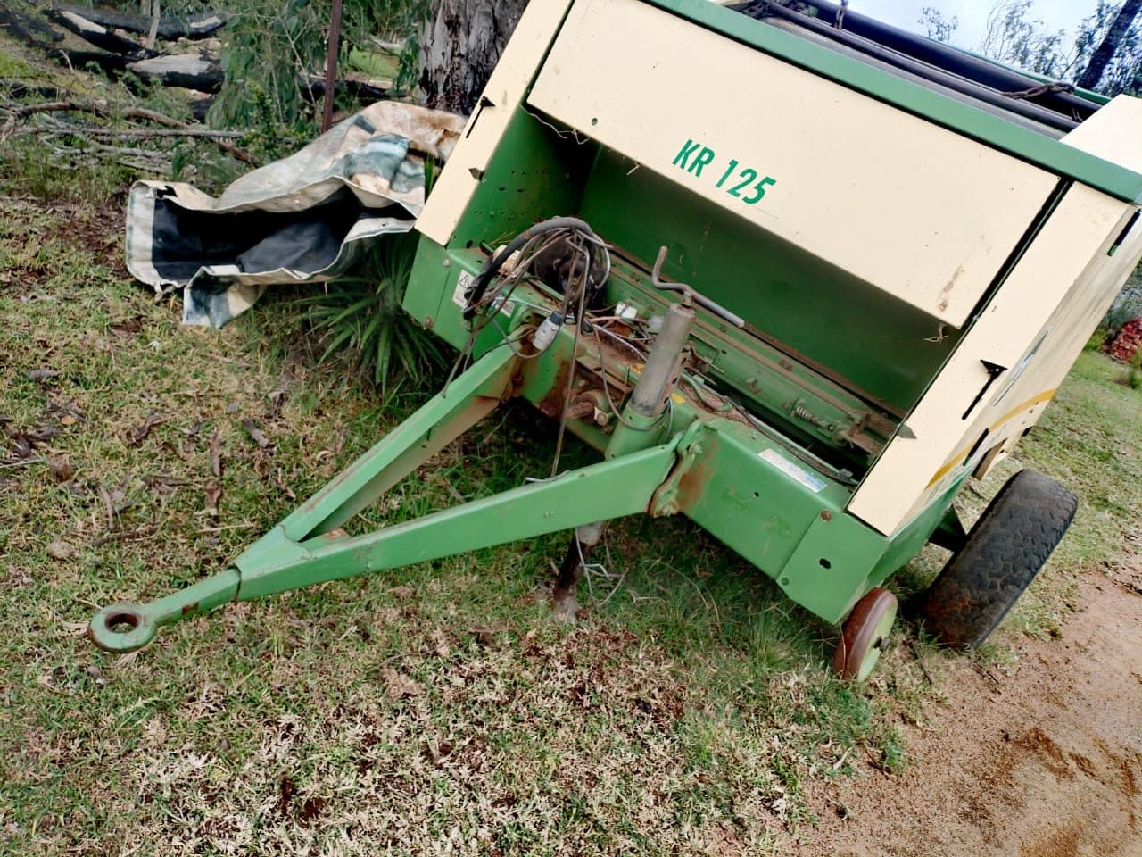 🔱 Krone KR125 Classic Line round baler/1.2-meter bales.